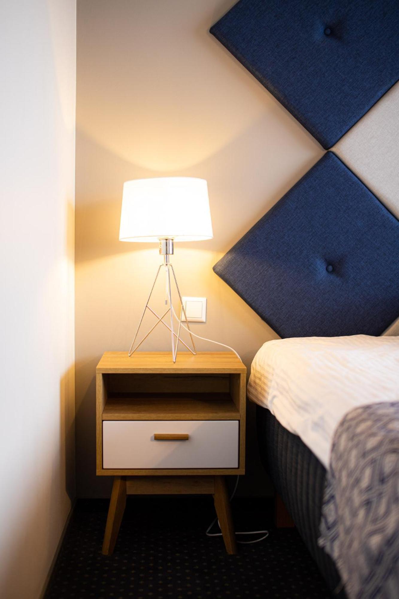 Centrum Hotel Viljandi วิลยันดี ภายนอก รูปภาพ