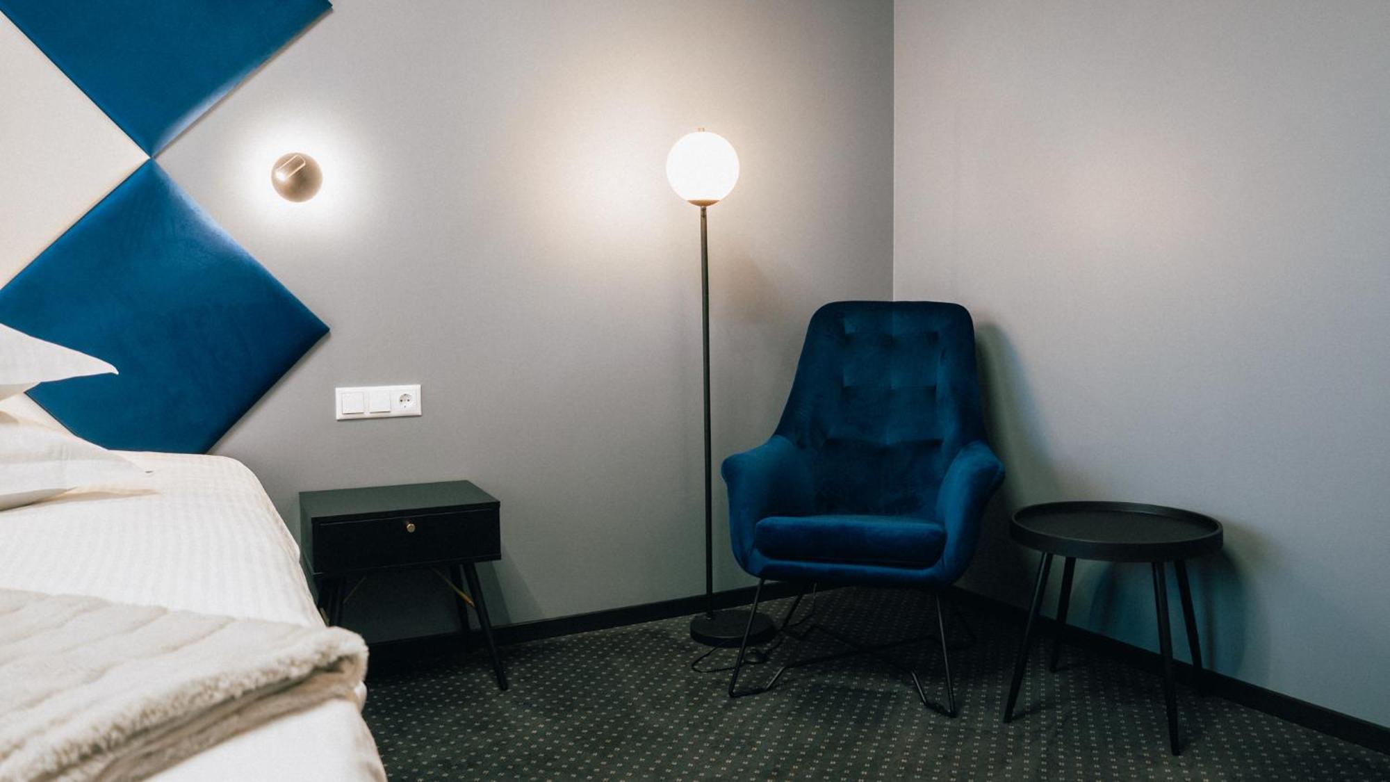 Centrum Hotel Viljandi วิลยันดี ภายนอก รูปภาพ